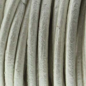 INDIAN LEATHER 1.5MM MTLC PEARL SLIVER .75 PER FOOT