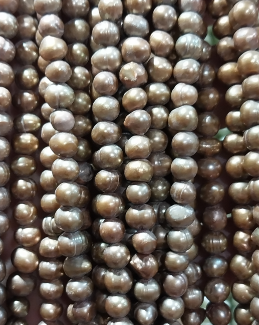 Freshwater Pearls brown 5x4mm