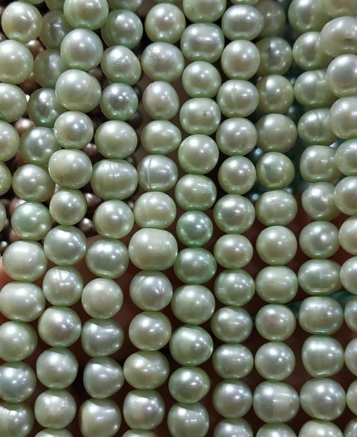 Freshwater Pearls green 5x5mm