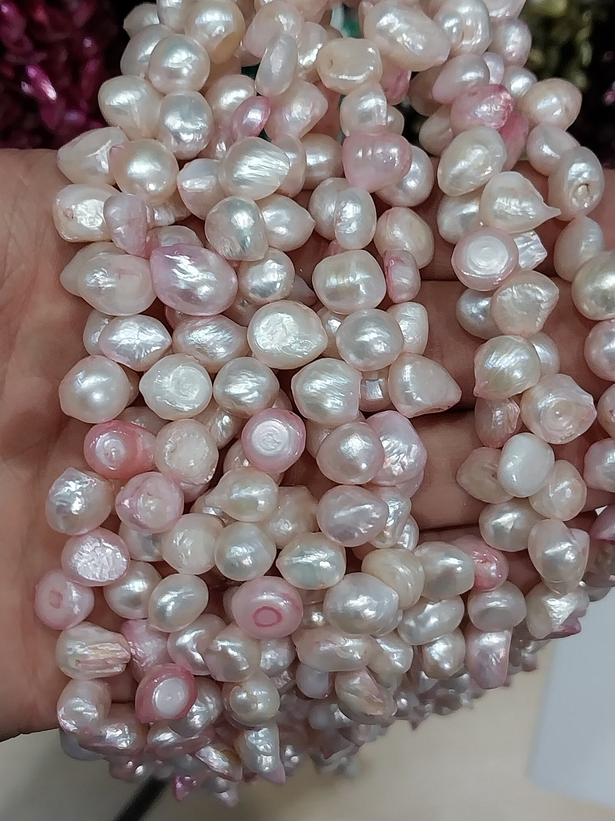 Freshwater Pearls white and pink