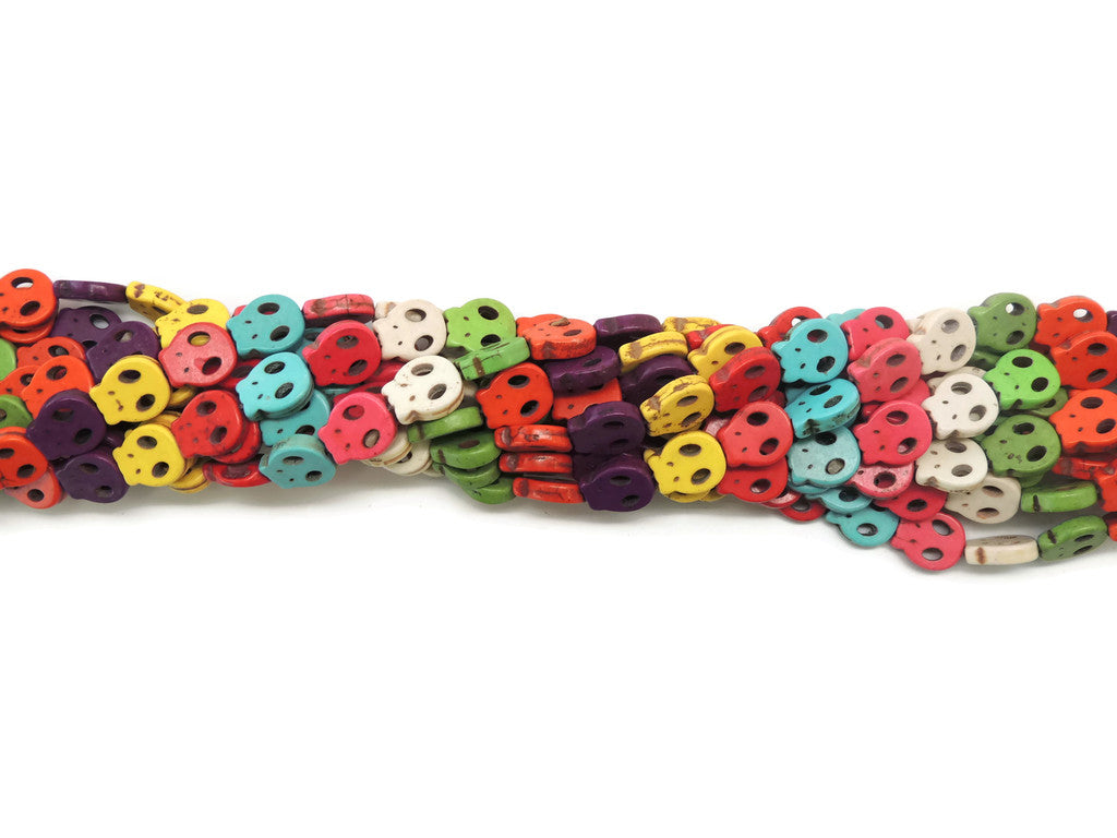 MultiColorHowliteFlatSkull16x4mm