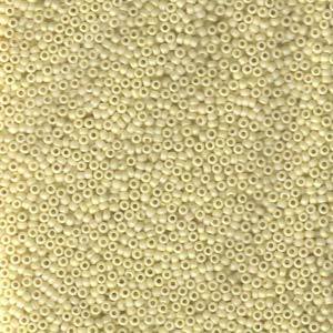 MATTE OPAQUE CREAM AB MIYUKI 15/0-10GM