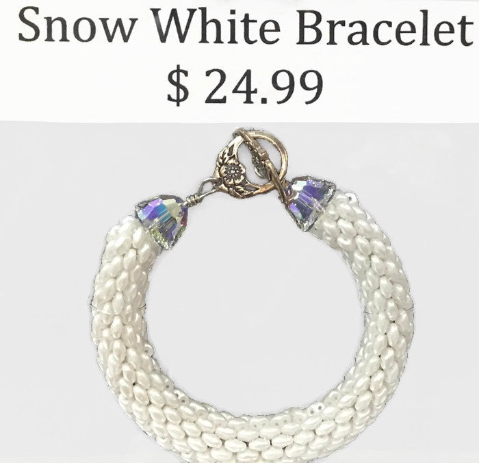 Snow White Bracelet